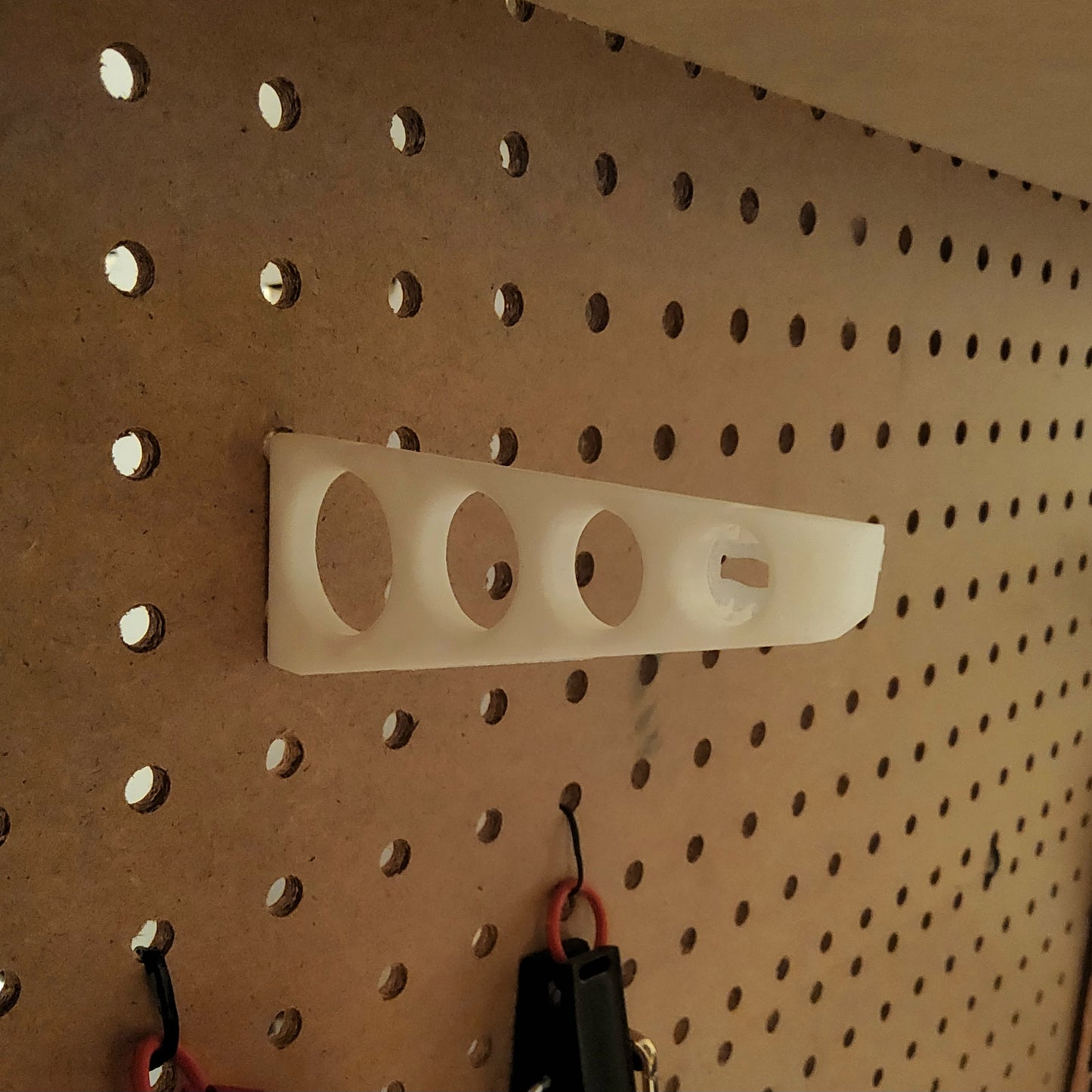 Peg Board Shelf Brace STL(Digital File)